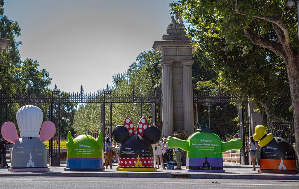 Disneyland Paris and Ecovidrio join forces to promote glass recycling in Spain