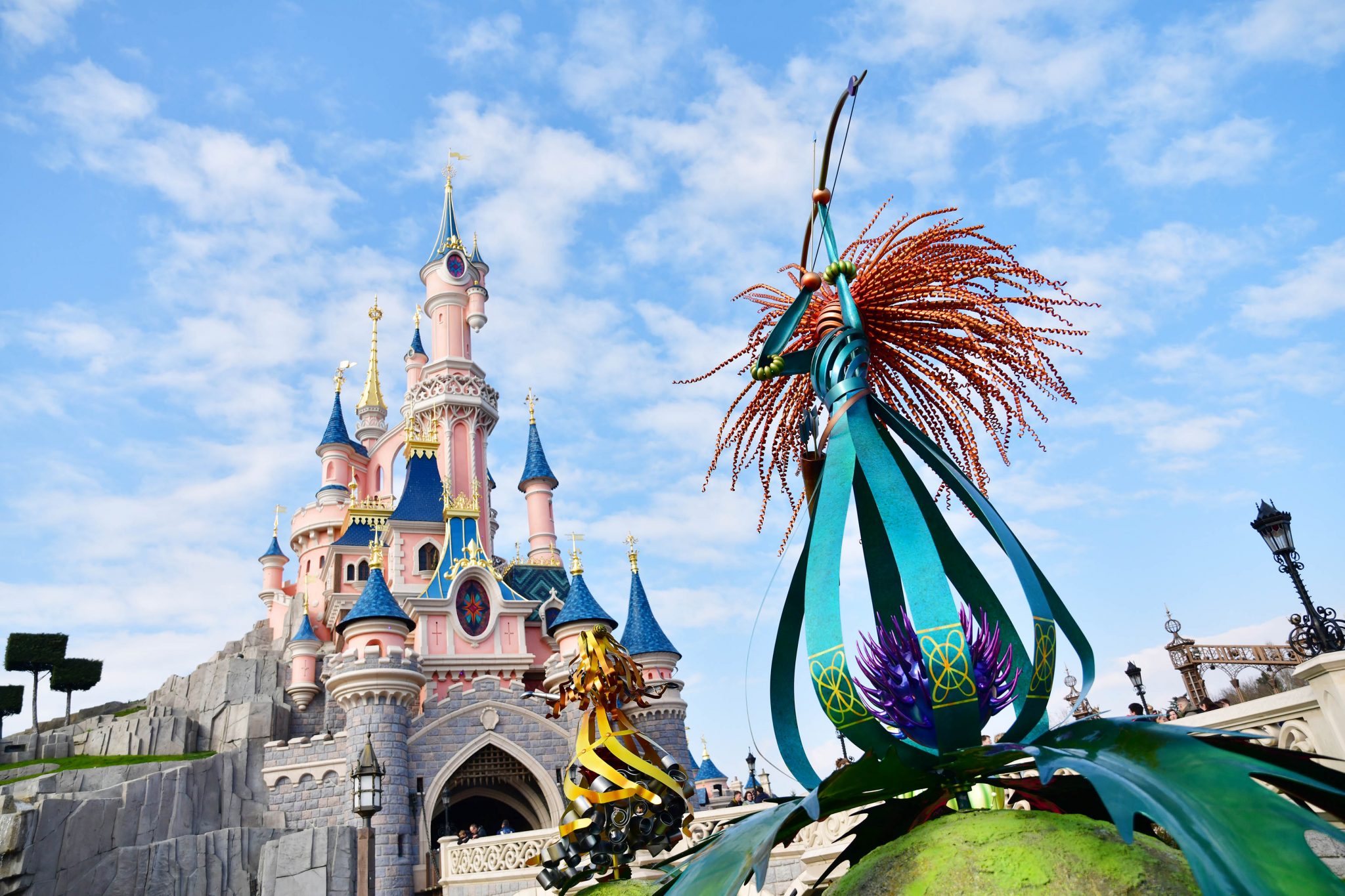 Confira a nova exposição de esculturas da Disneyland Paris